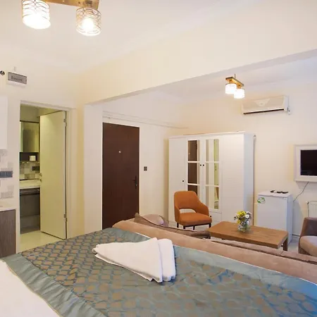 Apartment House 23